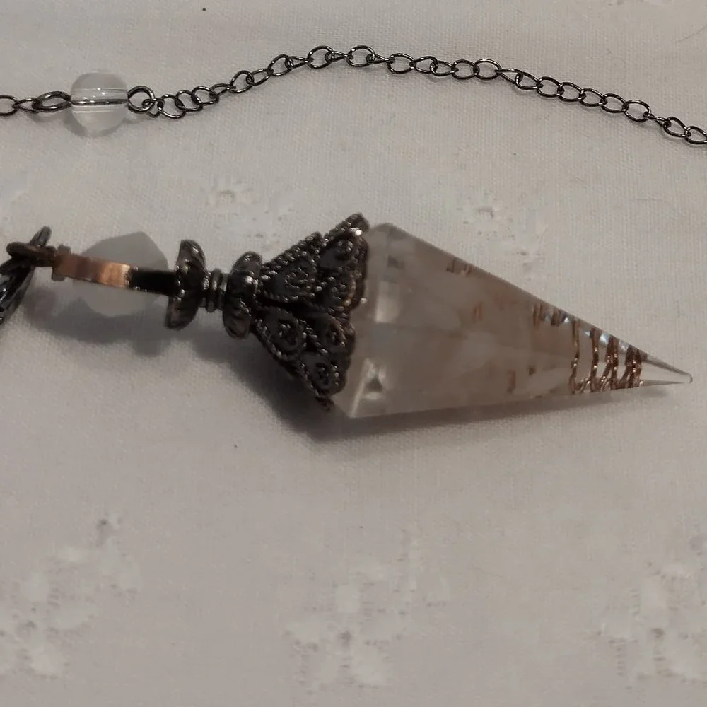 Rose Quartz Chip Crystal Pendulum - Picture 4 of 6